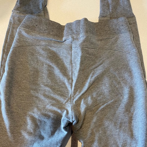 Hollister Legging- bundle 3+ items get 15% off - Picture 5 of 6